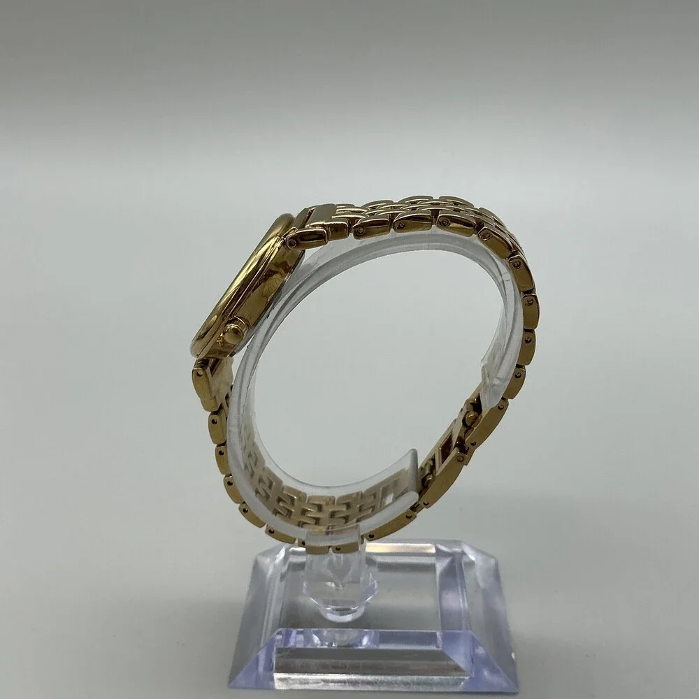 Anne Klein see photos